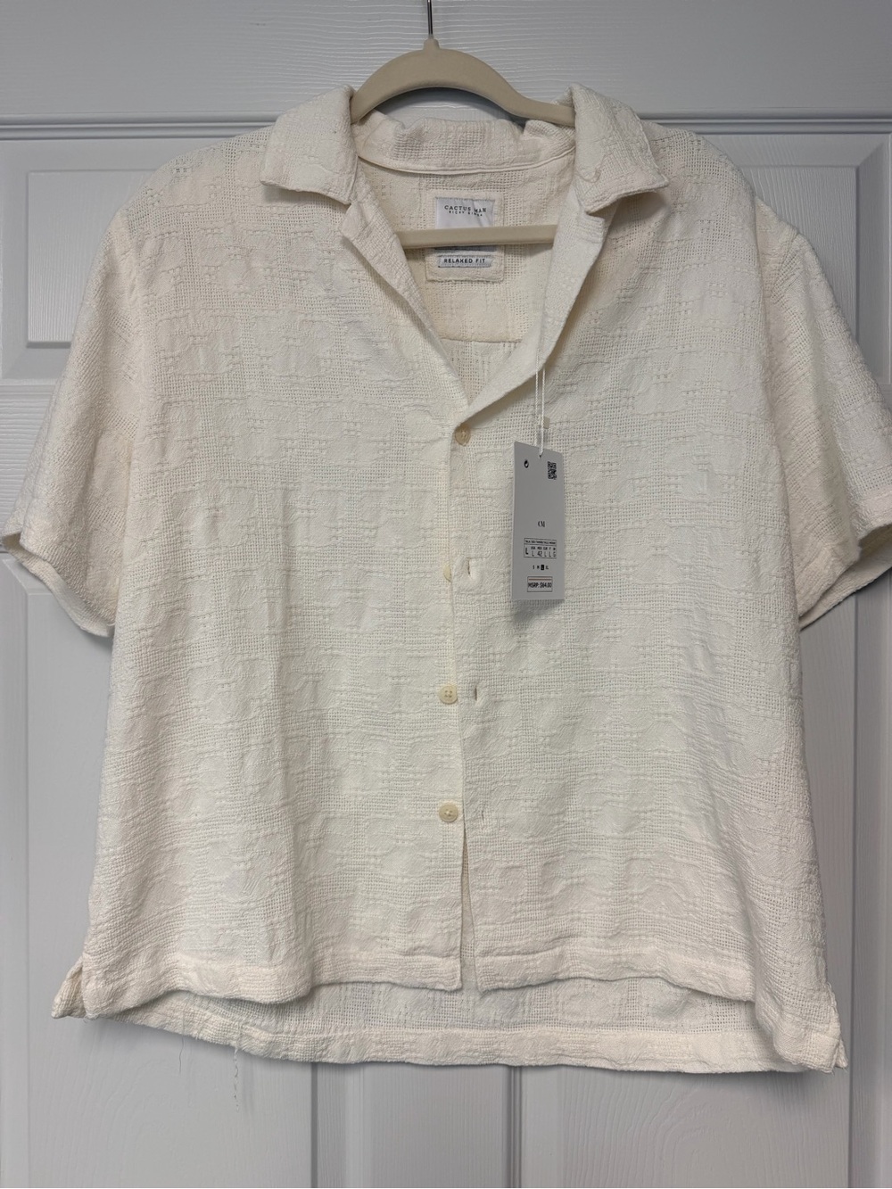 Cactus Men's Short-Sleeve Button Down Shirt in Cream Textured Fabric